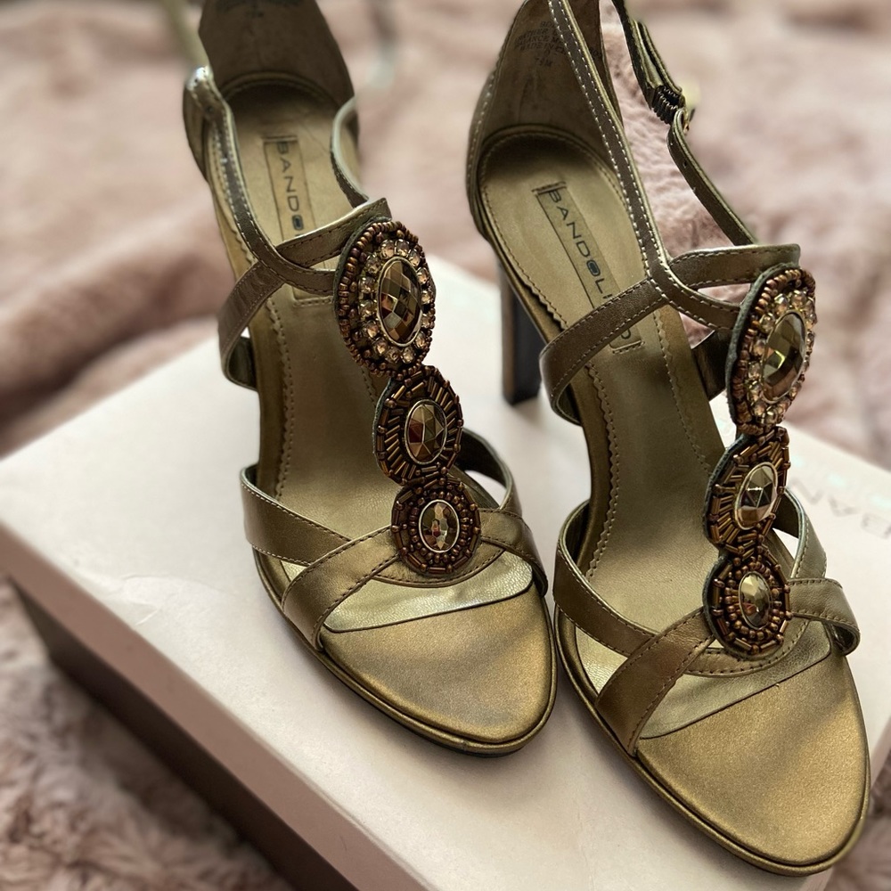 Brand New with Box Bronze Bandolino Strappy heels